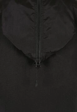 URBAN CLASSICS Full Zip Nylon Crepe Jacket - Windjack - Schwarz -Jack and Jones Verkoopwinkel c5074f63d2764de4b8b7efdb0a40334b