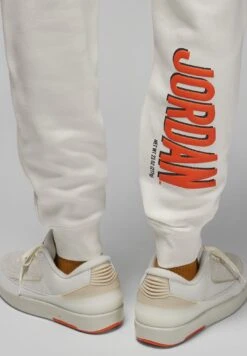 Jordan Pant - Trainingsbroek - Phantom/Rush Orange -Jack and Jones Verkoopwinkel c5fa78dabad14e9dbe41257ff3375171