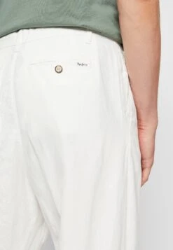 Pepe Jeans Arrow - Chino - Ivory -Jack and Jones Verkoopwinkel c778e50d2627491d8776eb63a7821871