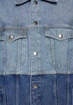 Washed Trucker - Spijkerjas - Blue -Jack and Jones Verkoopwinkel c7a7580e0ff74e5485d0dd684ea62bfb