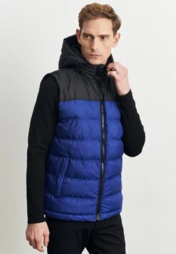 Standard Fit Casual Plain - Bodywarmer - Black Saxe -Jack and Jones Verkoopwinkel c81edaa5246e47d9afb2b46f4283f030