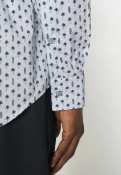 Hugo Kenno - Overhemd - Medium Grey 11 Hugo Kenno - Overhemd - Medium Grey -Jack and Jones Verkoopwinkel c8f09f1182d148bb86ba26ef3b37ecc5