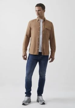 French Connection Long Sleeve - Overhemd - Camel -Jack and Jones Verkoopwinkel ca53e02f8df14d9995c0913d3c8265b4