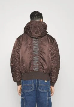 Alpha Industries Hooded Custom - Winterjas - Hunter Brown 16 Alpha Industries Hooded Custom - Winterjas - Hunter Brown -Jack and Jones Verkoopwinkel ca7c1cc0a2a94679a5ae36d6ffc4b2bc