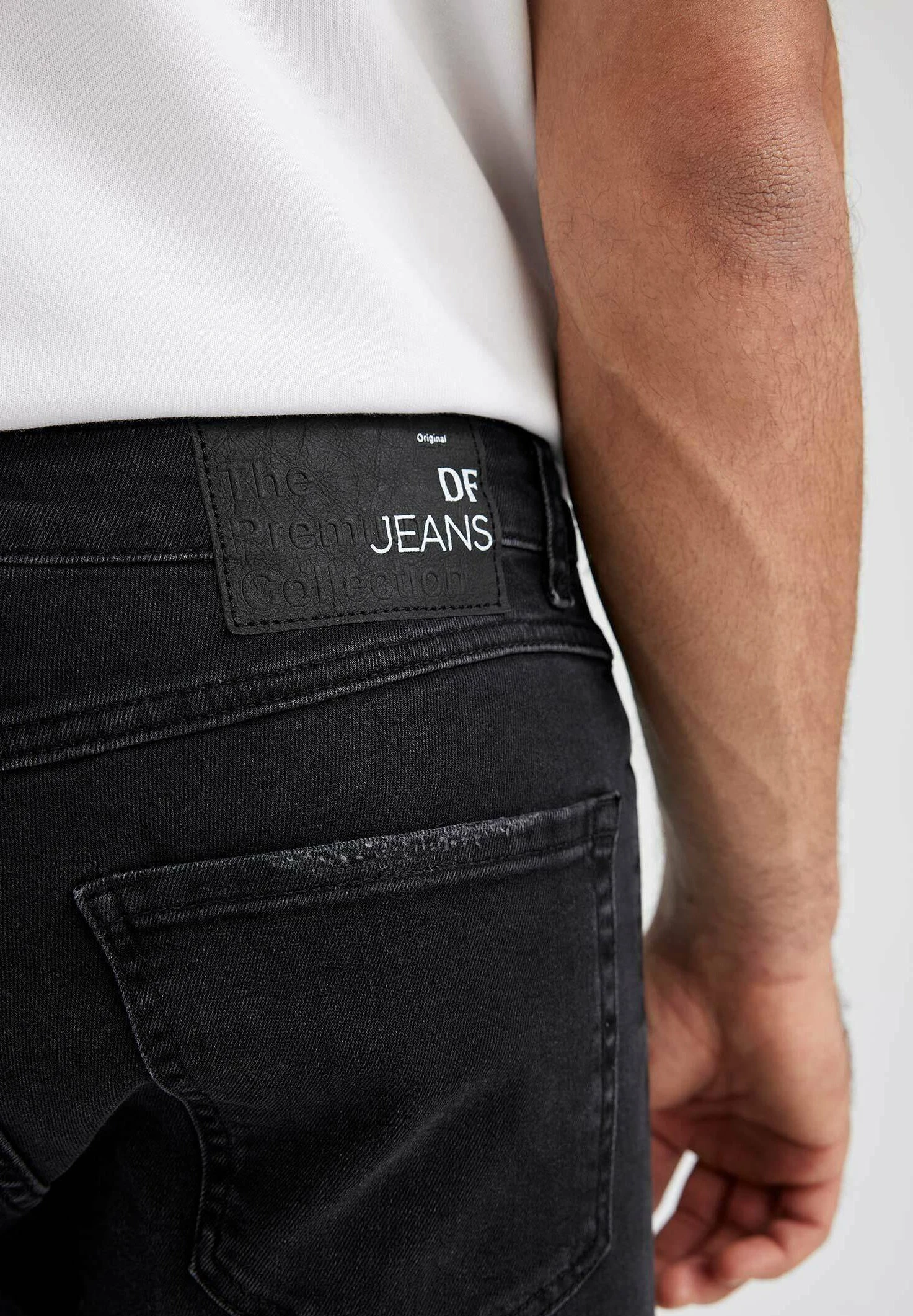 DeFacto Comfort Fit - Slim Fit Jeans - Black 7 DeFacto Comfort Fit - Slim Fit Jeans - Black - Afbeelding 5