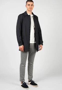 Geox Bayle - Halflange Jas - Dunkelblau 9 Geox Bayle - Halflange Jas - Dunkelblau -Jack and Jones Verkoopwinkel cae99fc7b5754ac9b6c694fc1d666264