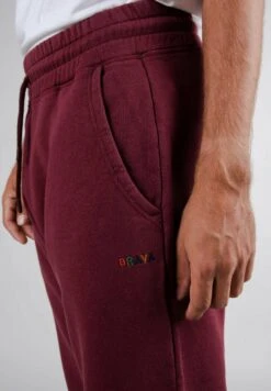 Brava Fabrics Copper - Trainingsbroek - Bordeaux 8 Brava Fabrics Copper - Trainingsbroek - Bordeaux -Jack and Jones Verkoopwinkel cd672f7291a04e5f8c3f391d603d7f1a