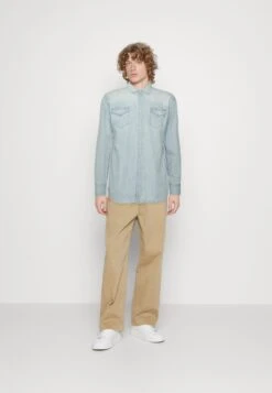 Replay Aged - Overhemd - Light Blue 9 Replay Aged - Overhemd - Light Blue -Jack and Jones Verkoopwinkel cd8d6841db904b2897bdd36a839da930