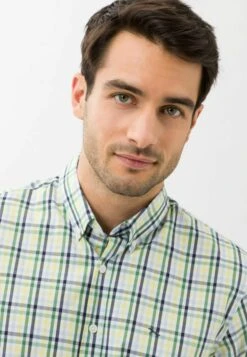 BRAX Style Dan - Overhemd - Supernova -Jack and Jones Verkoopwinkel d0f4ec3ec3bd47fba2b9d9abbc7ee4eb