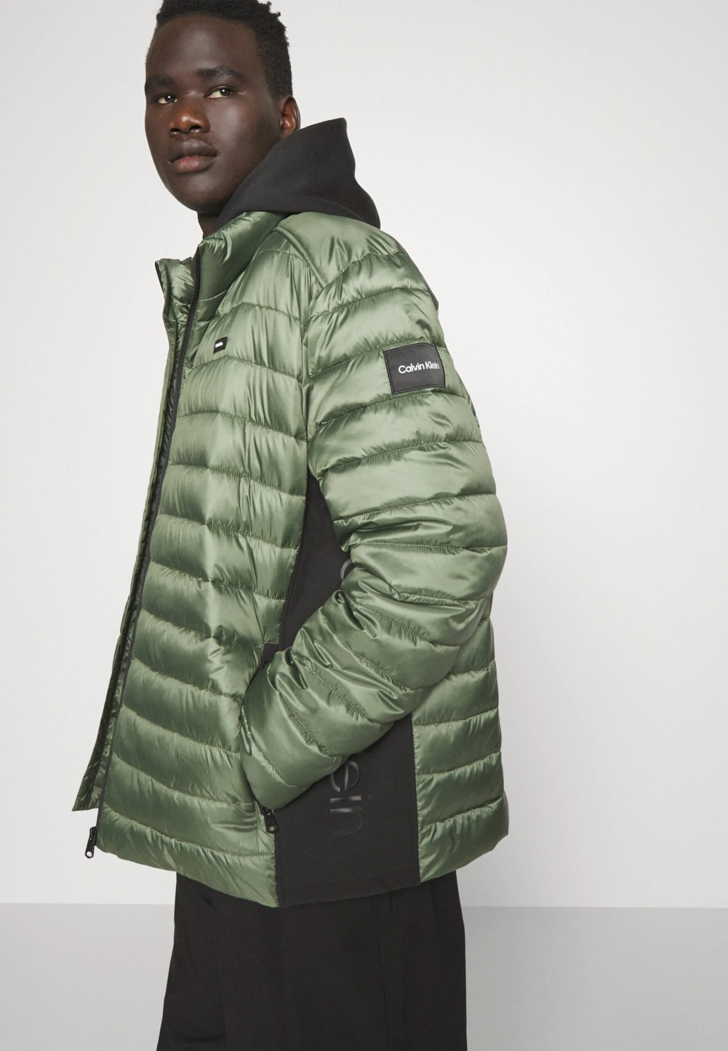 Calvin Klein Side Logo Jacket - Halflange Jas - Thyme 6 Calvin Klein Side Logo Jacket - Halflange Jas - Thyme - Afbeelding 4