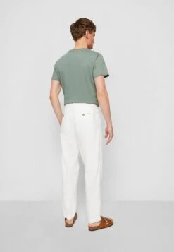 Pepe Jeans Arrow - Chino - Ivory -Jack and Jones Verkoopwinkel d30e2f914a03425abb1282209e910f5a