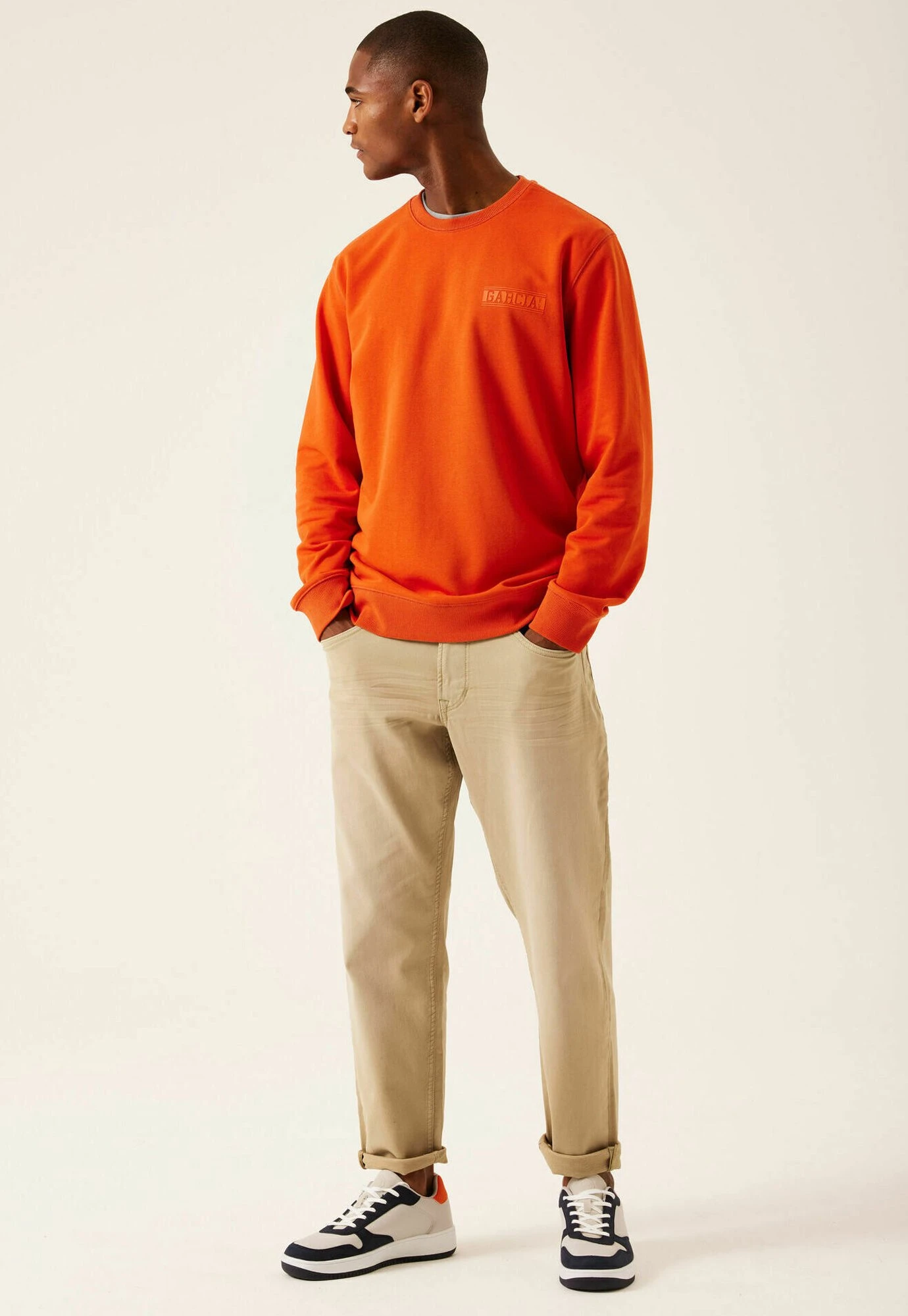 Garcia Broek - Hessian 3 Garcia Broek - Hessian