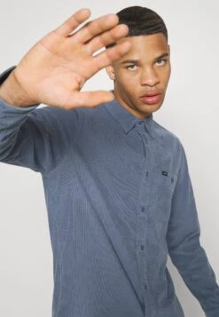 Leesure- Overhemd - Deep Waters 13 Leesure- Overhemd - Deep Waters -Jack and Jones Verkoopwinkel d42710285246463c8e25ab287c3eb383