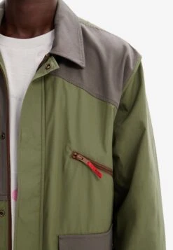 Desigual Combination Pockets- Parka - Green -Jack and Jones Verkoopwinkel d567e68ceef74a019ff6c6424e30ff99