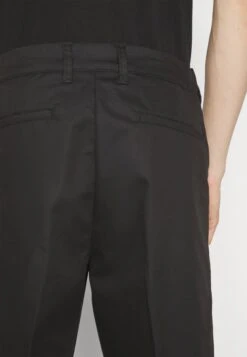 Redefined Rebel Rrkevin Pants - Chino - Black -Jack and Jones Verkoopwinkel d5cf2f1ca20742dea1a3497f14febc9e