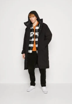 Revolution Long City Puffer - Winterjas - Black -Jack and Jones Verkoopwinkel d5f80bda373d41f99d04cf6d26ab5e95