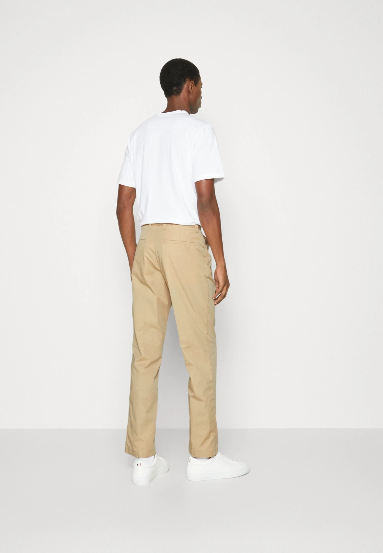 J.Lindeberg Dropper Light Pants - Broek - Safari Beige 5 J.Lindeberg Dropper Light Pants - Broek - Safari Beige - Afbeelding 3
