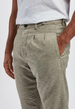 Gabba Firenze Grid- Chino - Deep Lichen Green 9 Gabba Firenze Grid- Chino - Deep Lichen Green -Jack and Jones Verkoopwinkel d7ccd13563cd4226b0ca553fe4d60e8e