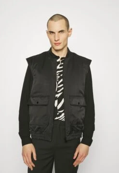 THE KOOPLES Blouson - Bomberjacks - Black 12 THE KOOPLES Blouson - Bomberjacks - Black -Jack and Jones Verkoopwinkel d80affb40c3e490a86e12c0ab7470df3