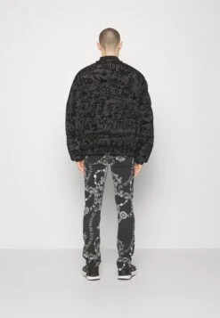 Flock - Gewatteerde Jas - Black 12 Flock - Gewatteerde Jas - Black -Jack and Jones Verkoopwinkel d9200824291b48ae8ea7c65a21872c91