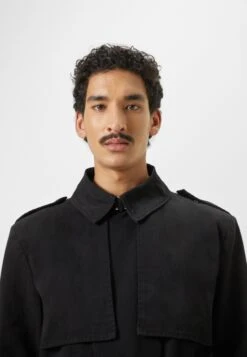 Han Kjøbenhavn Cargo Trenchcoat - Trenchcoat - Black -Jack and Jones Verkoopwinkel d963649e311142e89a0d19c148923afe