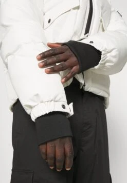 Calvin Klein Jeans Technical Short Parka - Winterjas - Ivory -Jack and Jones Verkoopwinkel d9e9df2b27d9418ebf75d71eeda2d983