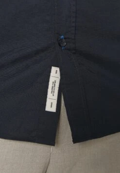 Scotch & Soda Essential Solid- Zakelijk Overhemd - Night 13 Scotch & Soda Essential Solid- Zakelijk Overhemd - Night -Jack and Jones Verkoopwinkel db848fd9fef44365a63466e6f57cca63