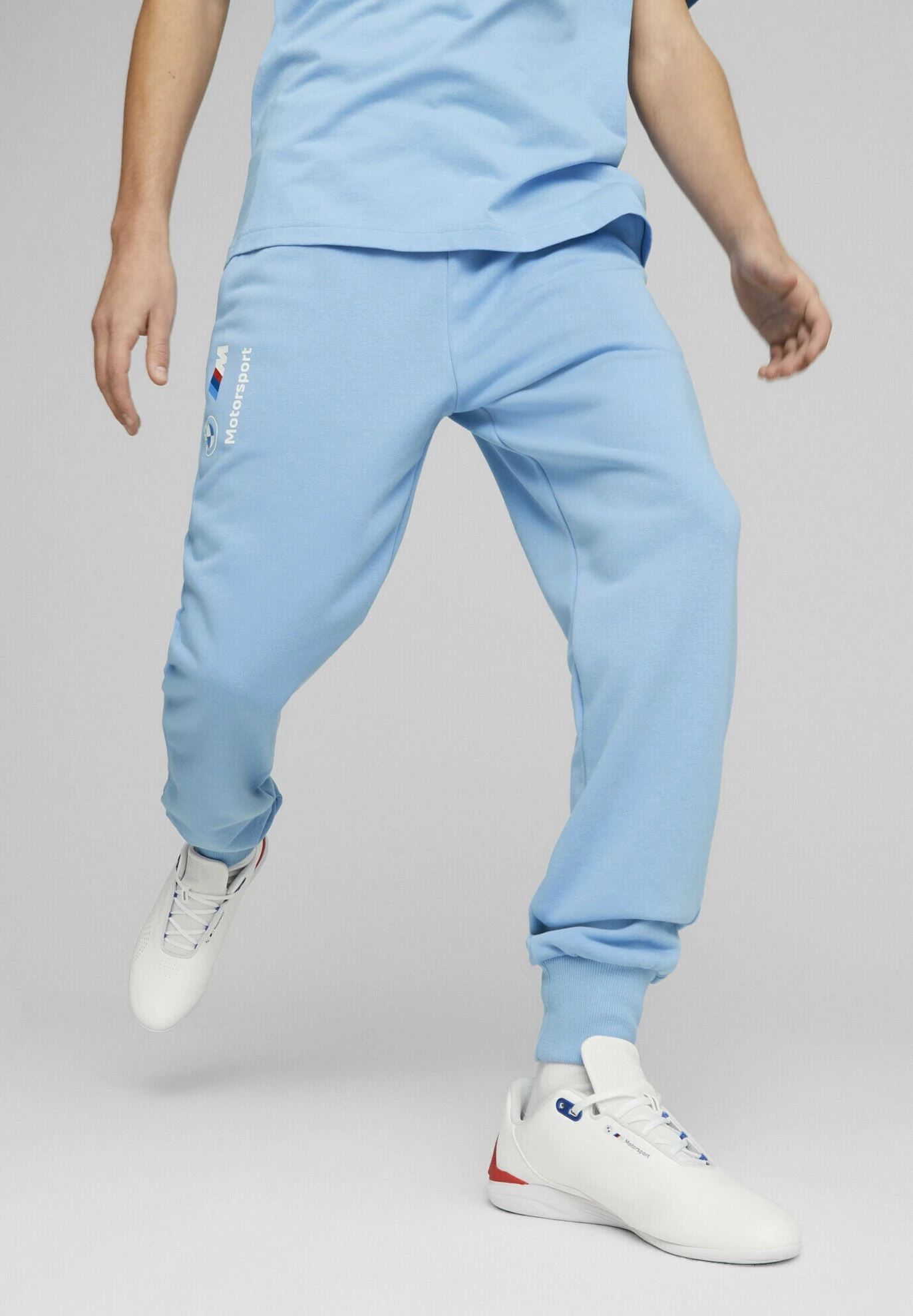 Puma Bmw M Motorsport Ess Ft J - Trainingsbroek - Day Dream 3 Puma Bmw M Motorsport Ess Ft J - Trainingsbroek - Day Dream