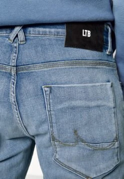 LTB Joshua - Slim Fit Jeans - Light Blue Denim -Jack and Jones Verkoopwinkel df55a067c1044e9883f88dff89a3418d