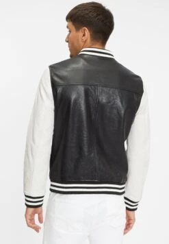 GIPSY Gmbluno Laorv - Bomberjacks - Black/White 11 GIPSY Gmbluno Laorv - Bomberjacks - Black/White -Jack and Jones Verkoopwinkel e0d7778021a940f9ae6cb7cc1fd5cb97