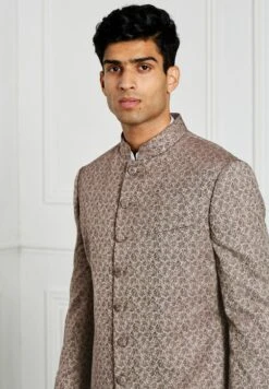 Next Halflange Jas - Gold 17 Next Halflange Jas - Gold -Jack and Jones Verkoopwinkel e3fbd5066cf64d24a3d700412d05ea26