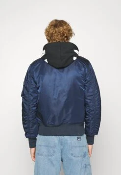 Alpha Industries Bomberjacks - Ultra Navy -Jack and Jones Verkoopwinkel e4864889075044da92bace8a4b0cf046