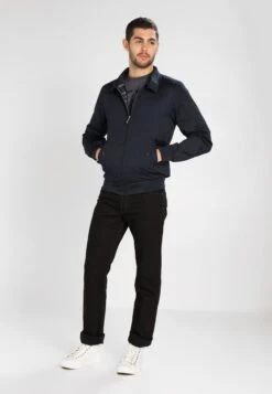 Harrington - Bomberjacks - Marine -Jack and Jones Verkoopwinkel e4bcf778a6a14ecfb5646ff8cb04eaf8