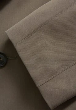 Oscar Jacobson Toro- Halflange Jas - Light Army Green 17 Oscar Jacobson Toro- Halflange Jas - Light Army Green -Jack and Jones Verkoopwinkel e550621a1d364f61a5b675eba8ebe57c