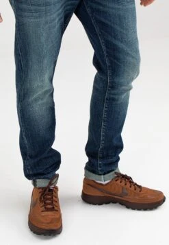 Sacramento Cast - Straight Leg Jeans - Green Cast Dk Aged 13 Sacramento Cast - Straight Leg Jeans - Green Cast Dk Aged -Jack and Jones Verkoopwinkel e629a35f9f74401880374f448758acff