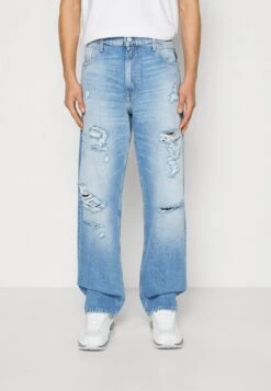 Replay Relaxed Fit Jeans - Medium Blue