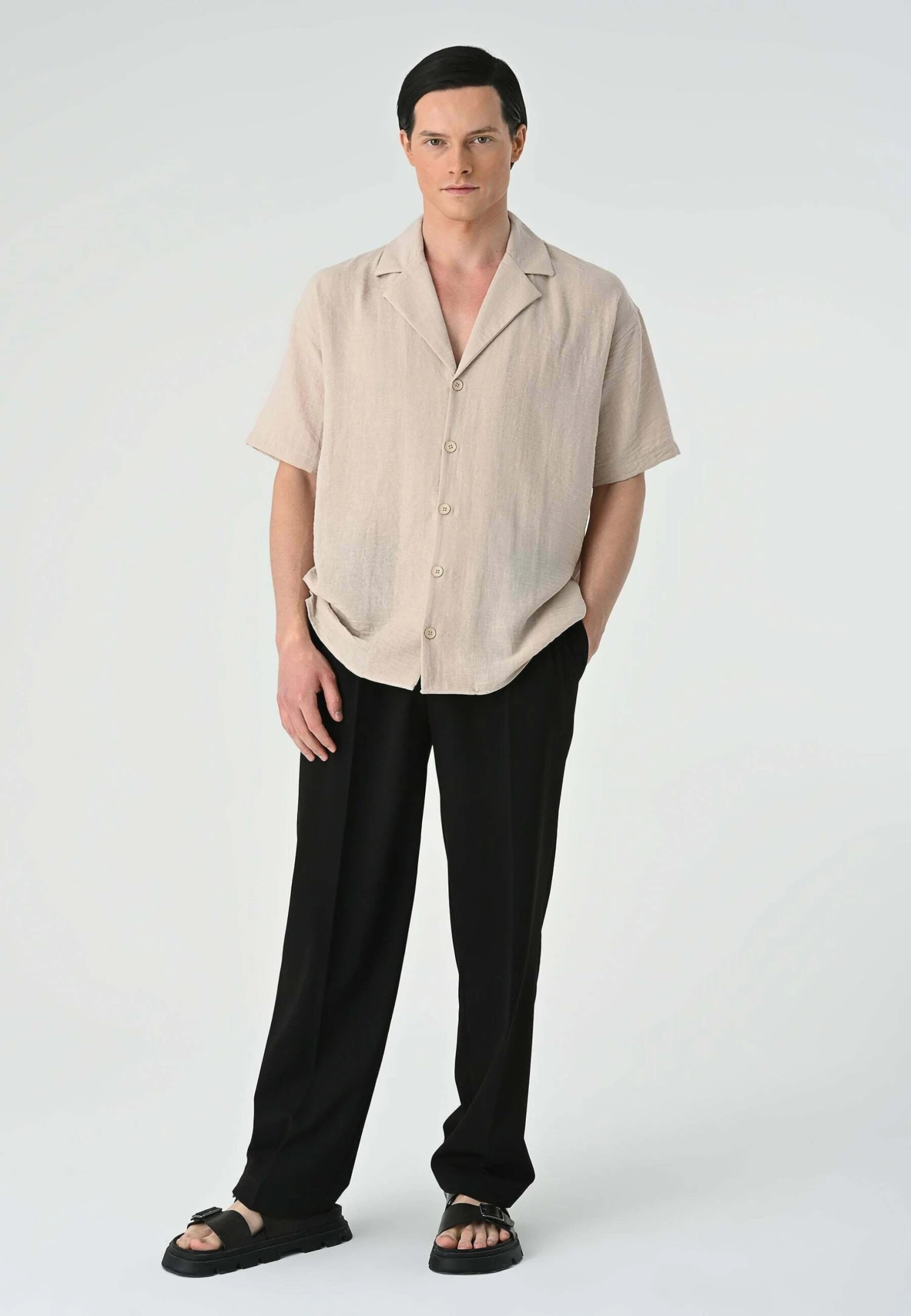 Lapel Collar Short Sleeve - Overhemd - Light Beige 4 Lapel Collar Short Sleeve - Overhemd - Light Beige - Afbeelding 2