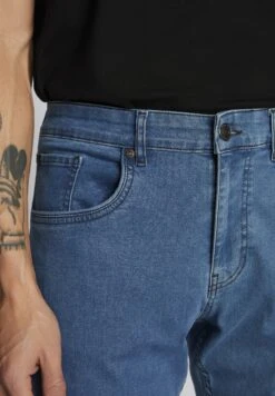 Matinique Mapete- Straight Leg Jeans - Light Washed Denim -Jack and Jones Verkoopwinkel edc1b8b8488d47269d109e0ef3e7e5fe