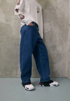 Volcom Billow - Relaxed Fit Jeans - Oliver Mid Blue