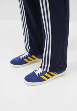 Adidas Originals King Pant - Trainingsbroek - Night Indigo -Jack and Jones Verkoopwinkel f05a59ed5ba6495ca2841873f5e81202