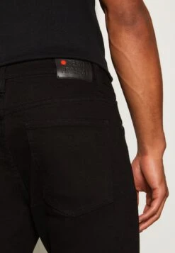 Denim Project Mr Red - Slim Fit Jeans -Black -Jack and Jones Verkoopwinkel f0e7e0baf9b8427fa47f79ac712e6898