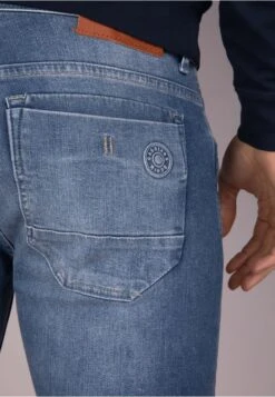 Gabbiano 823522 Prato - Slim Fit Jeans - Bleach 10 Gabbiano 823522 Prato - Slim Fit Jeans - Bleach -Jack and Jones Verkoopwinkel f36e4ccba8294609a1f05b44e438addf