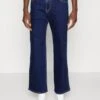 FIORUCCI Carpenter Jeans Mid Wash - Straight Leg Jeans - Blue -Jack and Jones Verkoopwinkel f3f719ab2c424e1b918010c1407b6ee0