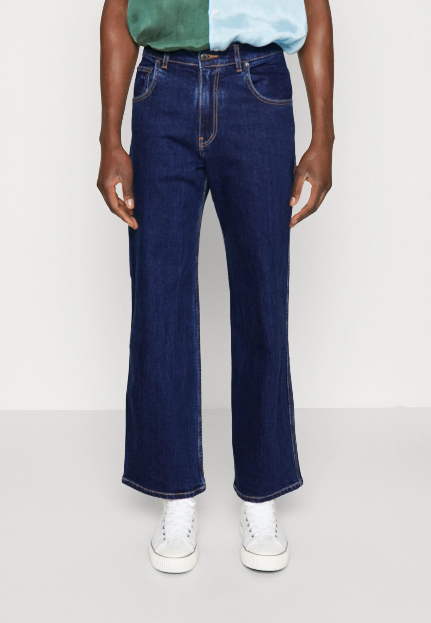 FIORUCCI Carpenter Jeans Mid Wash - Straight Leg Jeans - Blue 3 FIORUCCI Carpenter Jeans Mid Wash - Straight Leg Jeans - Blue