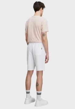 Standard Fit- Trainingsbroek - White 10 Standard Fit- Trainingsbroek - White -Jack and Jones Verkoopwinkel f4fc6598fc67442c95ff465dedf1faf8