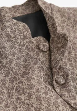 Next Halflange Jas - Gold 23 Next Halflange Jas - Gold -Jack and Jones Verkoopwinkel f56d2825f06346e8a357f32301ca881e