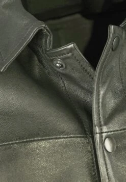 Maze Leren Jas - Olive -Jack and Jones Verkoopwinkel f75250b60e4b462193609379ab2c6e8f