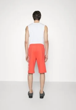 EA7 Emporio Armani Bermuda - Shorts - Pink -Jack and Jones Verkoopwinkel f7540682002a4af2b78b1578c2c1ca66