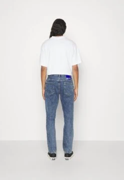 Karl Lagerfeld Jeans Jeans Tapered Fit - Visual Mid Blue -Jack and Jones Verkoopwinkel f8d941df08574d579d9b39d4daca695b