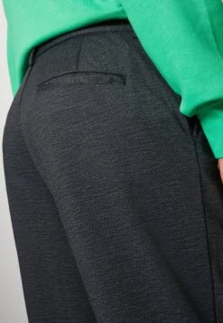 Jack & Jones Jpstkarl Jjphil Tapered - Chino - Dark Grey 11 Jack & Jones Jpstkarl Jjphil Tapered - Chino - Dark Grey -Jack and Jones Verkoopwinkel f922acd801f74ded92a0ac1d3db75618